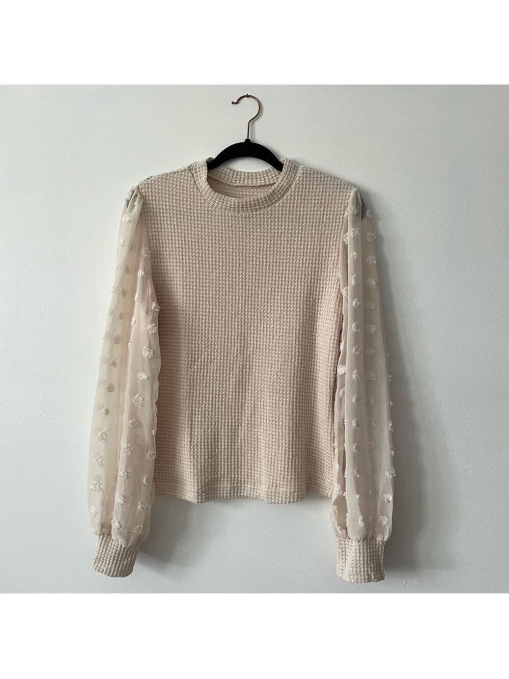 Women’s Puff-Sleeve Knit Top